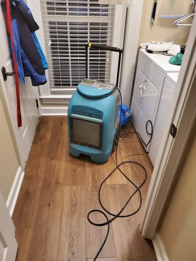 Commercial dehumidifier deployed for Flood Damage Cleanup in Lantana